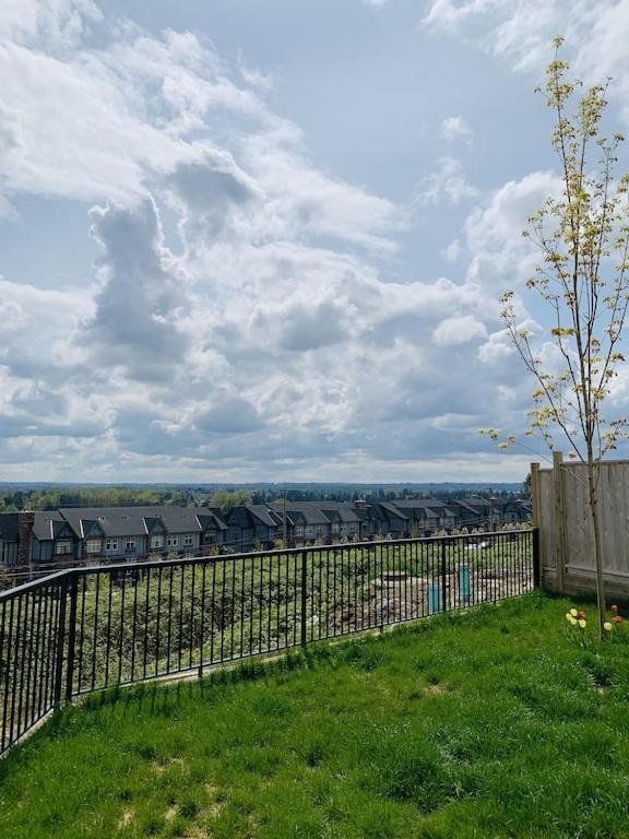 Baycrestone Apartman Coquitlam Kültér fotó