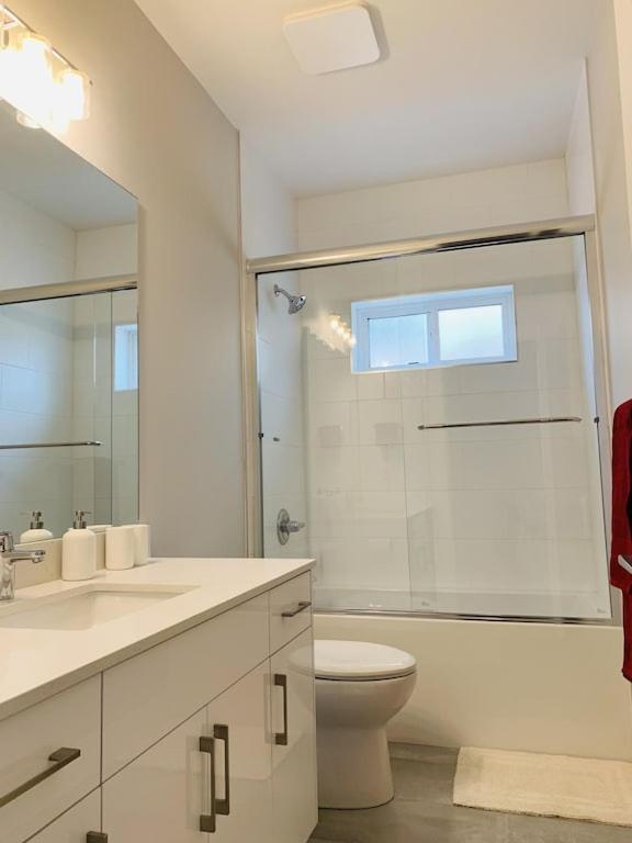 Baycrestone Apartman Coquitlam Kültér fotó